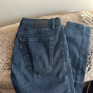 Levi’s Mile High Super Skinny